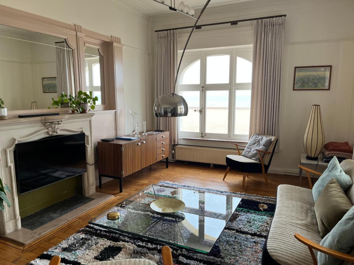Uniek Appartement Op De Zeedijk Met Parking Ostende Exteriér fotografie